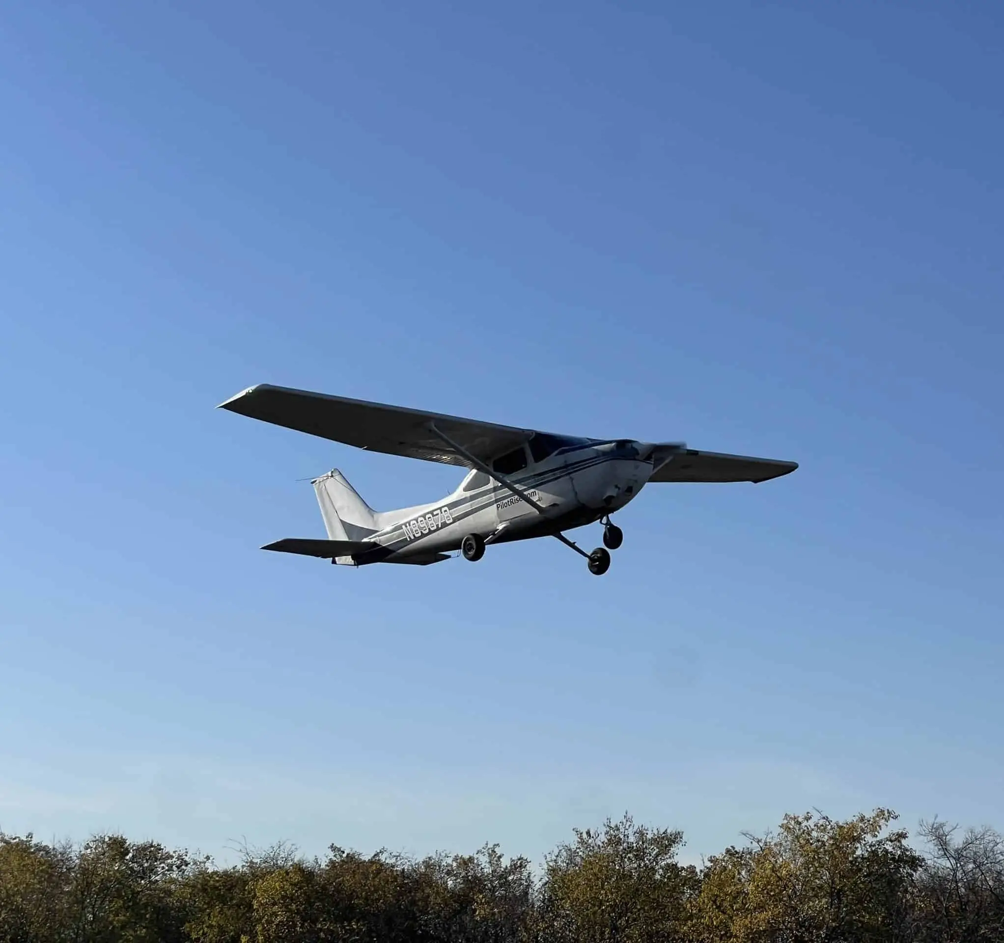 earn referral credit for flight lessons