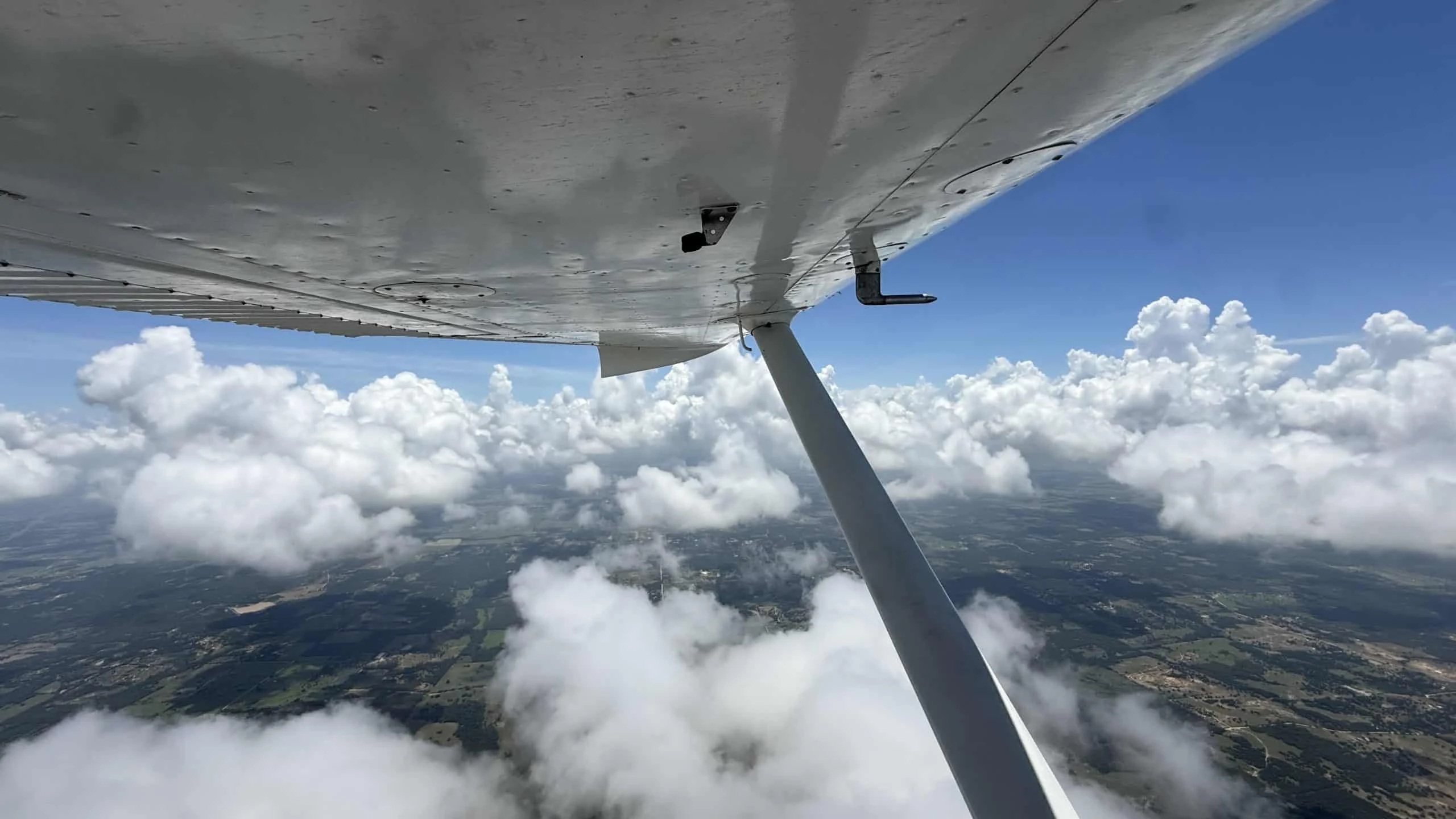 Stratus flight training financing for Pilot Rise students