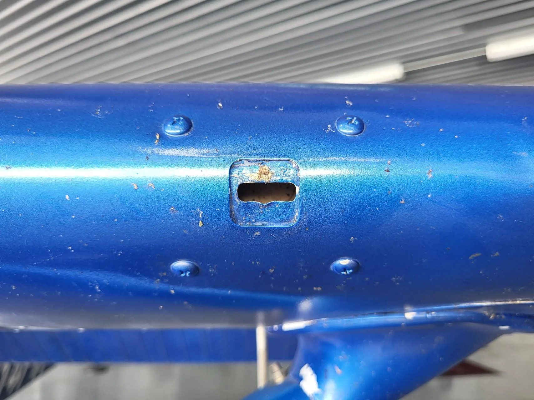 Cessna wing stall warning indicator